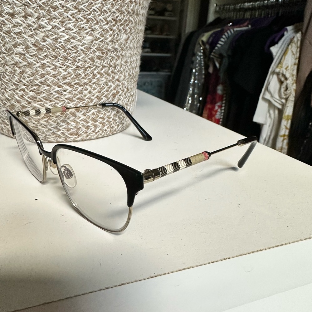 New authentic burberry frames